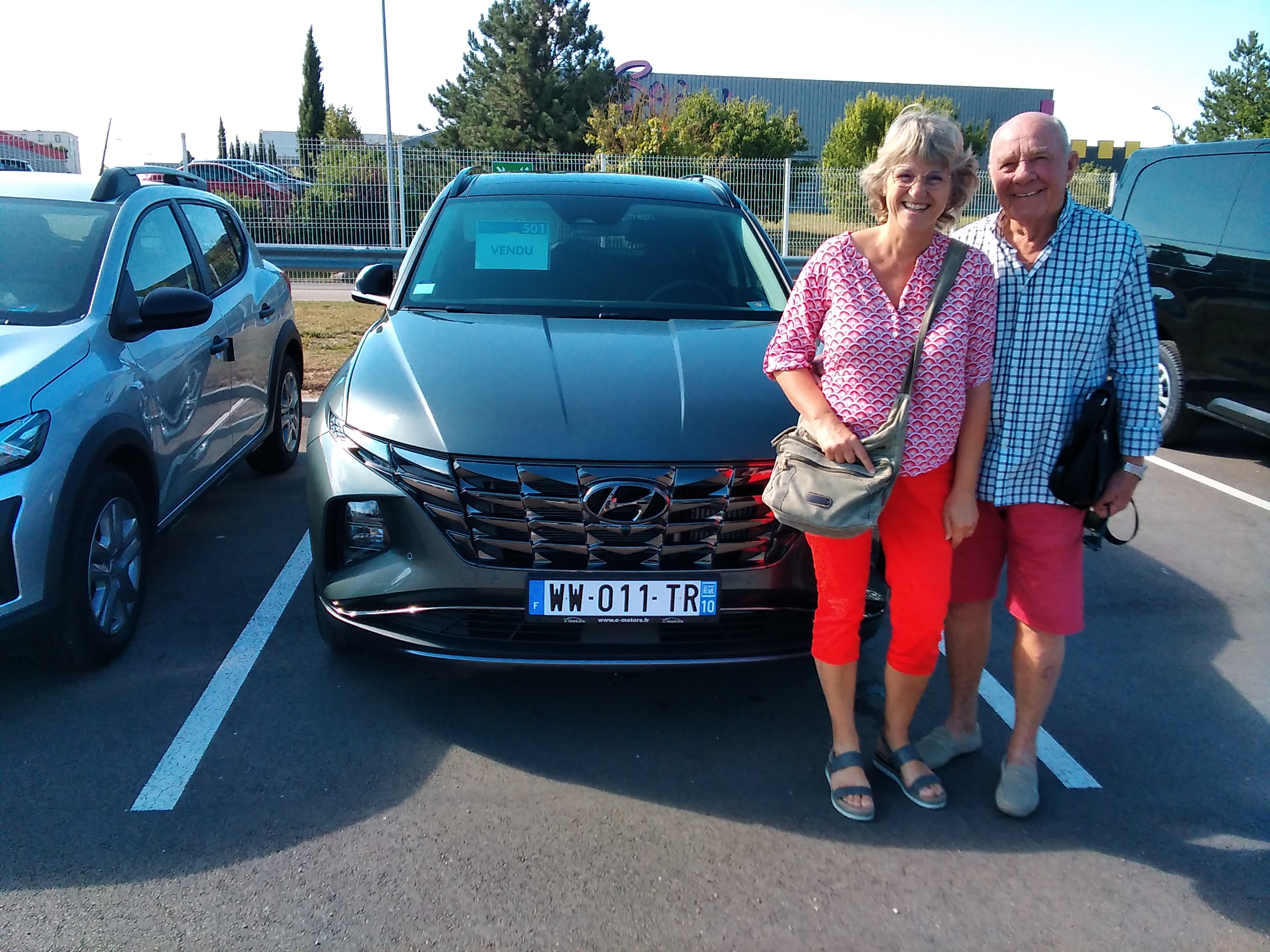 Avis-mandataire-auto-Emotors-Hyundai-Tucson-Executive-t-gdi-150-hybrid-48v-dct-7.