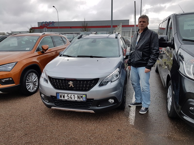 Avis-mandataire-auto-Emotors-Peugeot-2008-Gt-line-puretech-110-eat6.