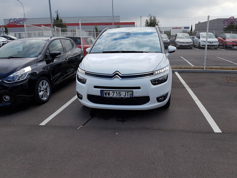 Avis-mandataire-auto-Emotors-Citroen-Grand-c4-picasso-Exclusive-bluehdi-150-s-s-eat6.