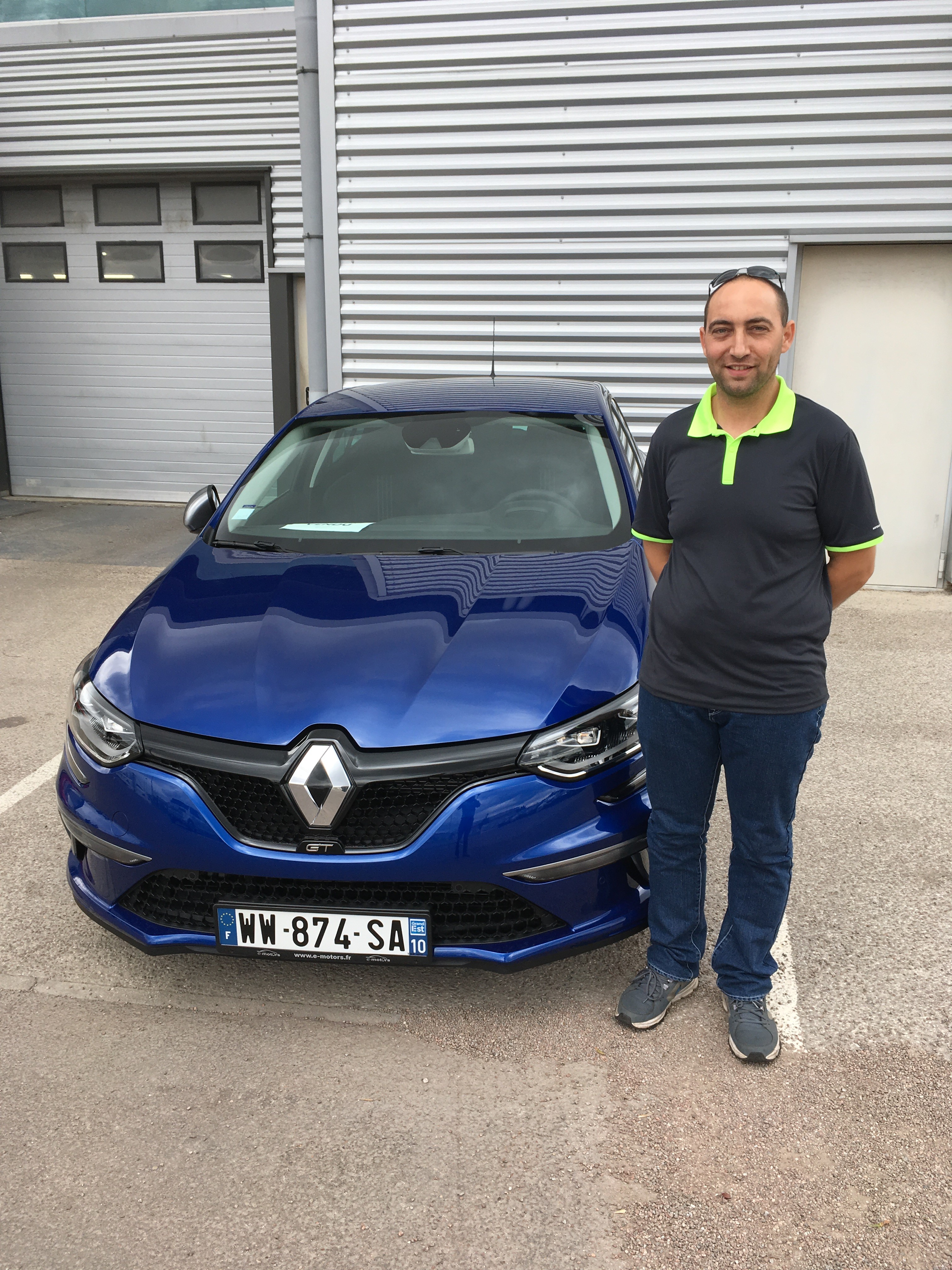 Avis-mandataire-auto-Emotors-Renault-Megane-iv-berline-M-gane-iv-berline-gt-tce-205-energy-edc.