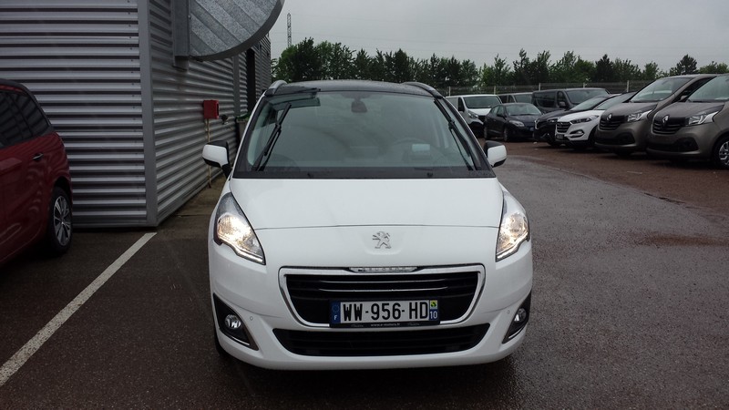 Avis-mandataire-auto-Emotors-Peugeot-5008-Allure-thp-165-eat-plus-7places.