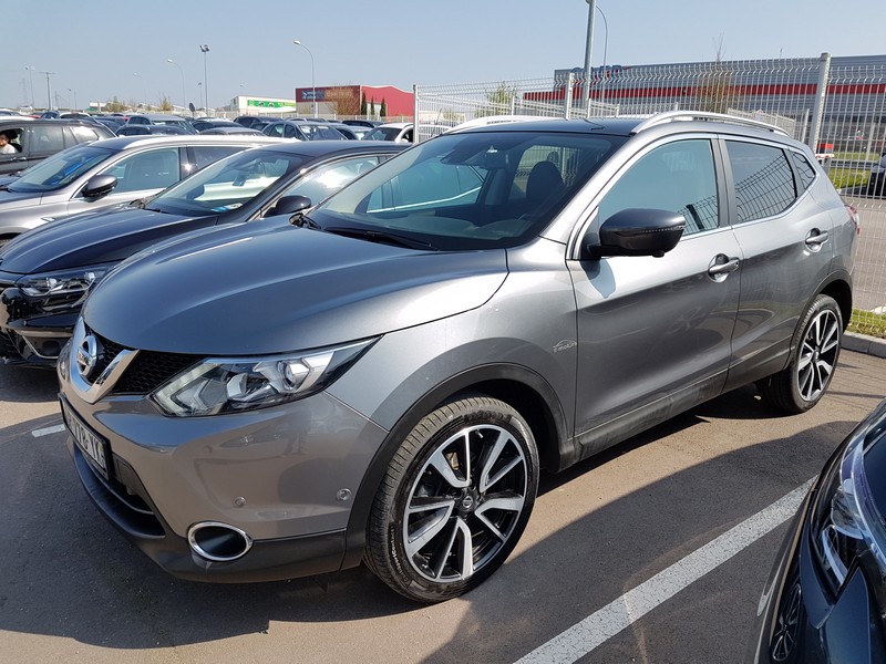 Avis-mandataire-auto-Emotors-Nissan-Qashqai-Tekna-dci-110-4x2-plus-toit-pano.