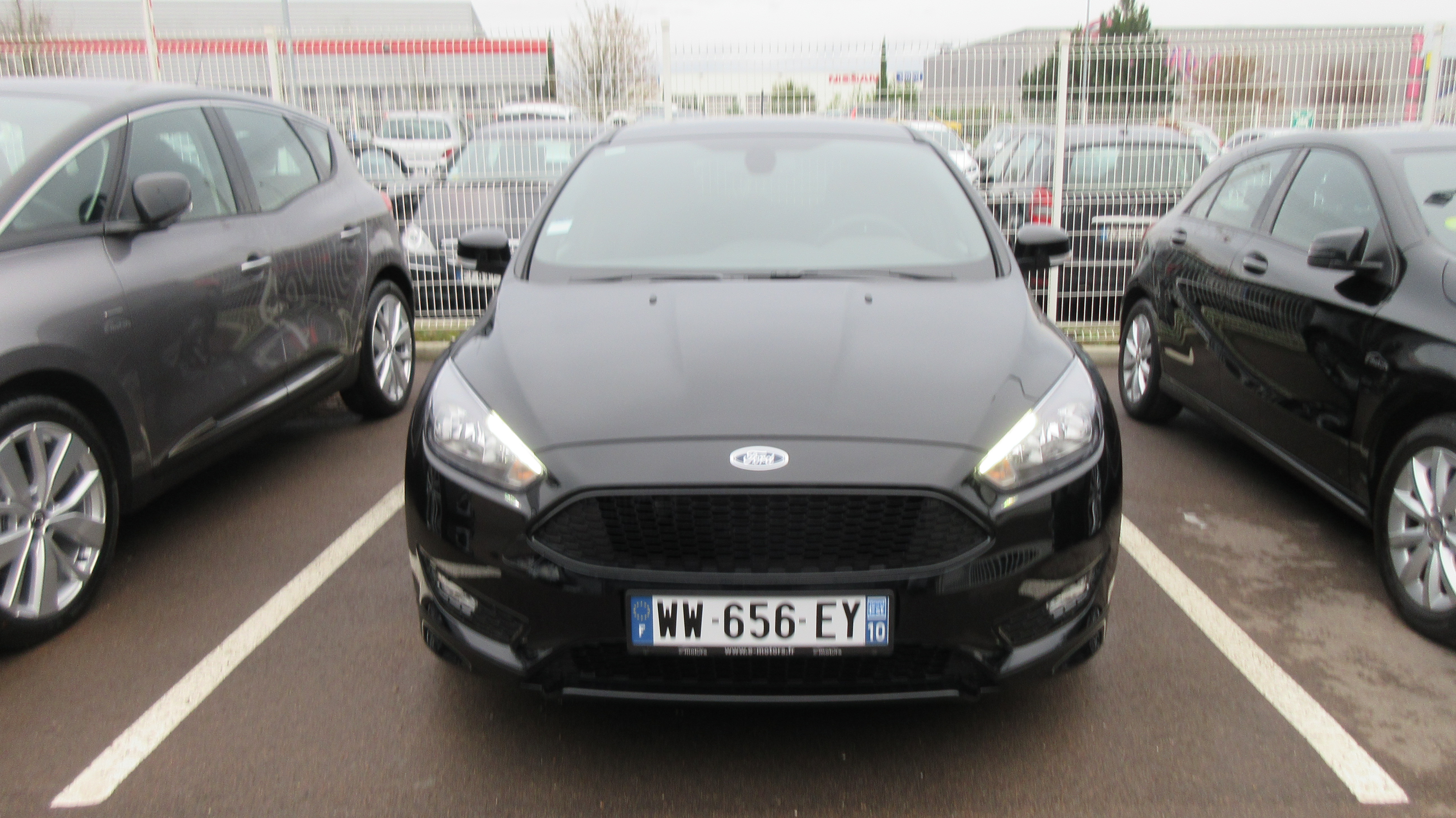 Avis-mandataire-auto-Emotors-Ford-Focus-St-line-tdci-120.