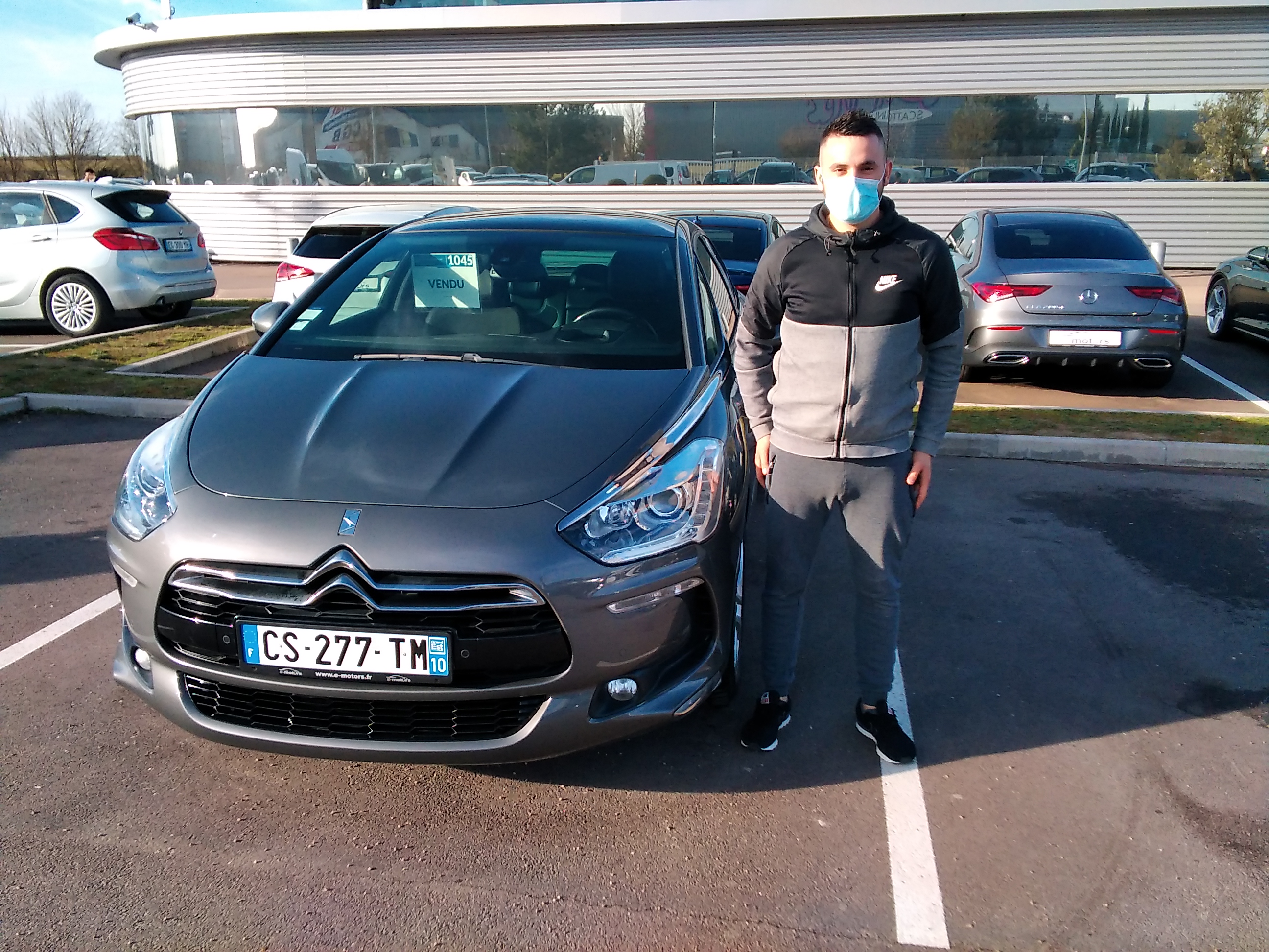 Avis-mandataire-auto-Emotors-Citroen-Ds5-E-hdi-115-airdream-so-chic-bmp6.