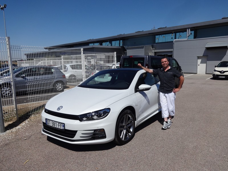 Avis-mandataire-auto-Emotors--Volkswagen-scirocco-sportline-r-line-tdi-184-plus-x-non-.