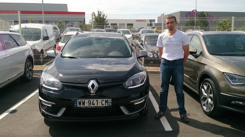 Avis-mandataire-auto-Emotors--Renault-megane-iii-estate-gt-dci-165-.