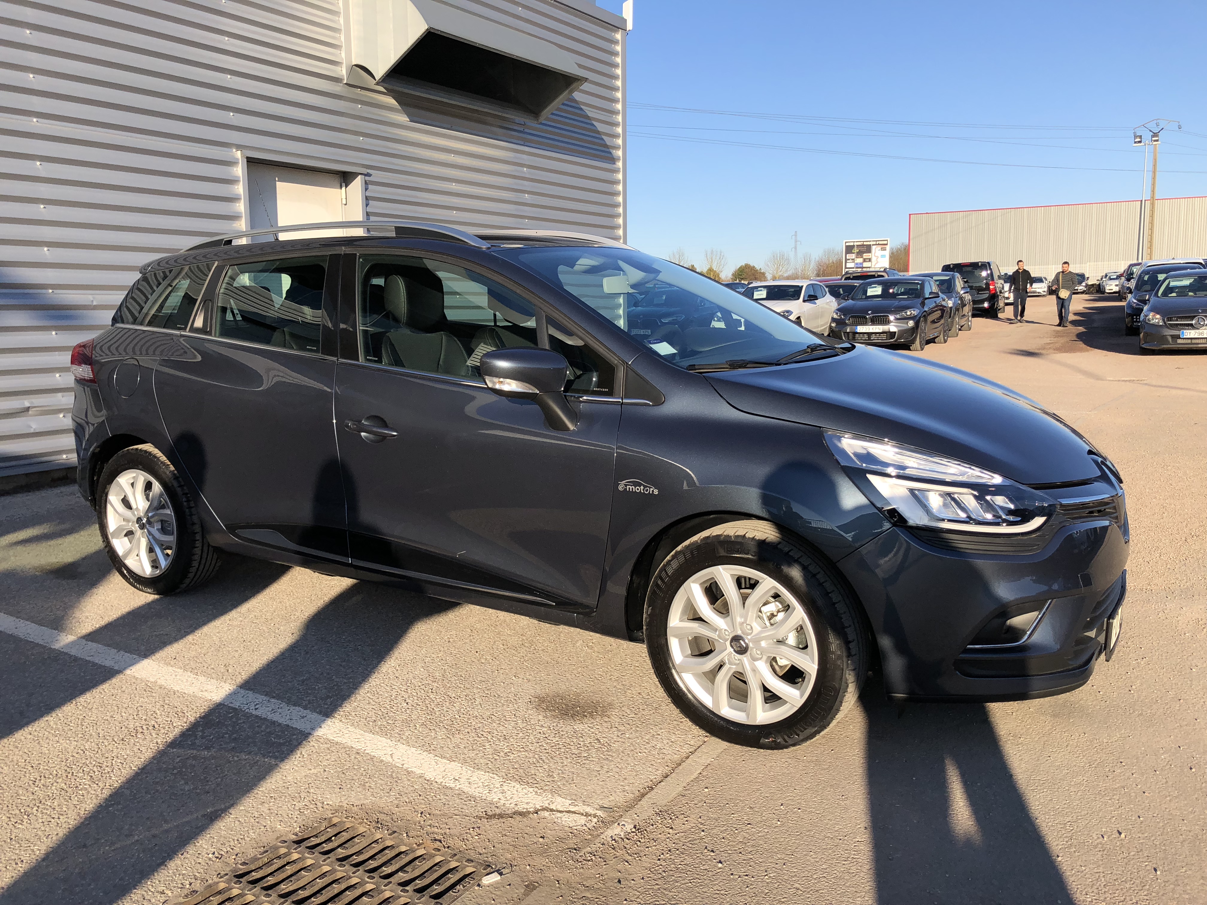 Avis-mandataire-auto-Emotors-Renault-Clio-iv-estate-Clio-estate-intens-tce-120-energy.