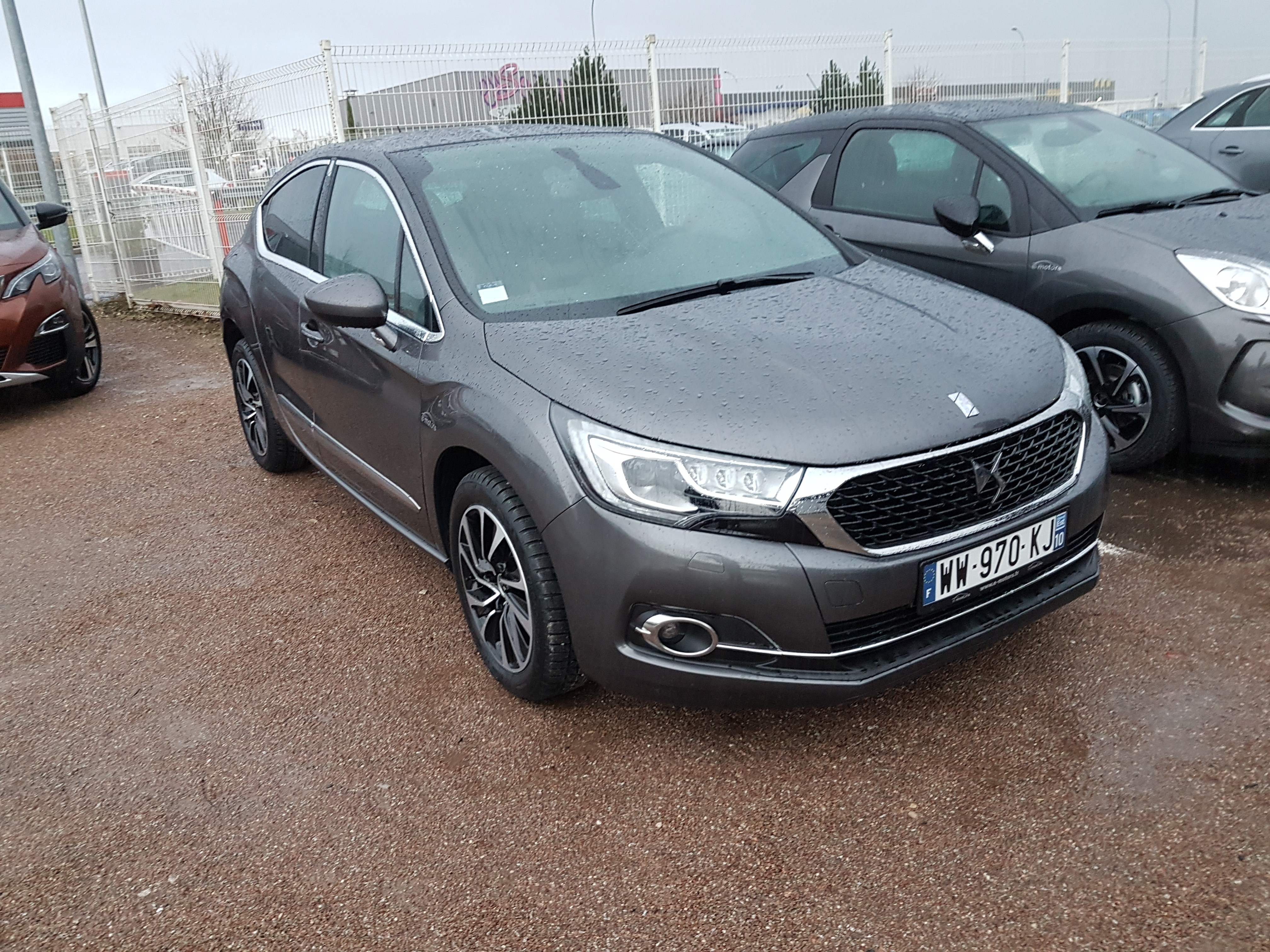Avis-mandataire-auto-Emotors-Ds-Ds4-Sport-chic-bluehdi-120-s-s-eat6.