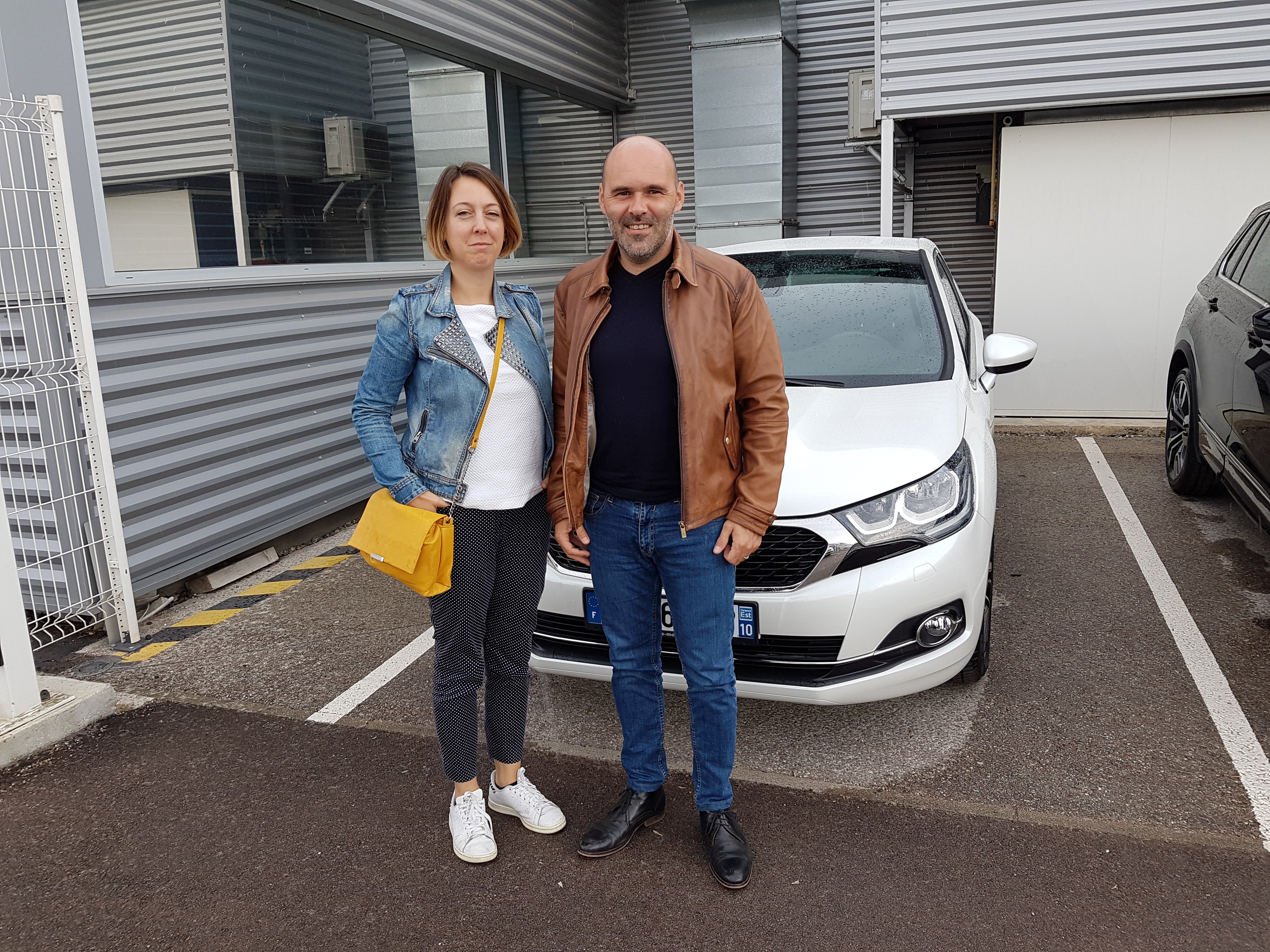 Avis-mandataire-auto-Emotors-Ds-Ds4-So-chic-bluehdi-120-s-s-eat6-plus-gps.