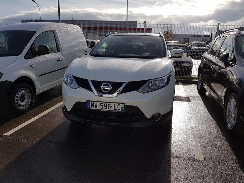 Avis-mandataire-auto-Emotors-Nissan-Qashqai-N-connecta-dci-130-4x2-plus-pack-design.