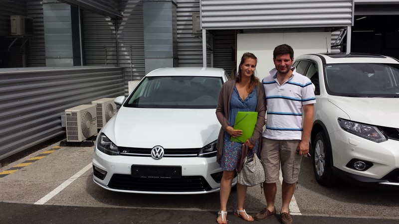 Avis-mandataire-auto-Emotors--Volkswagen-golf-confortline-r-line-tdi-110-5p-.