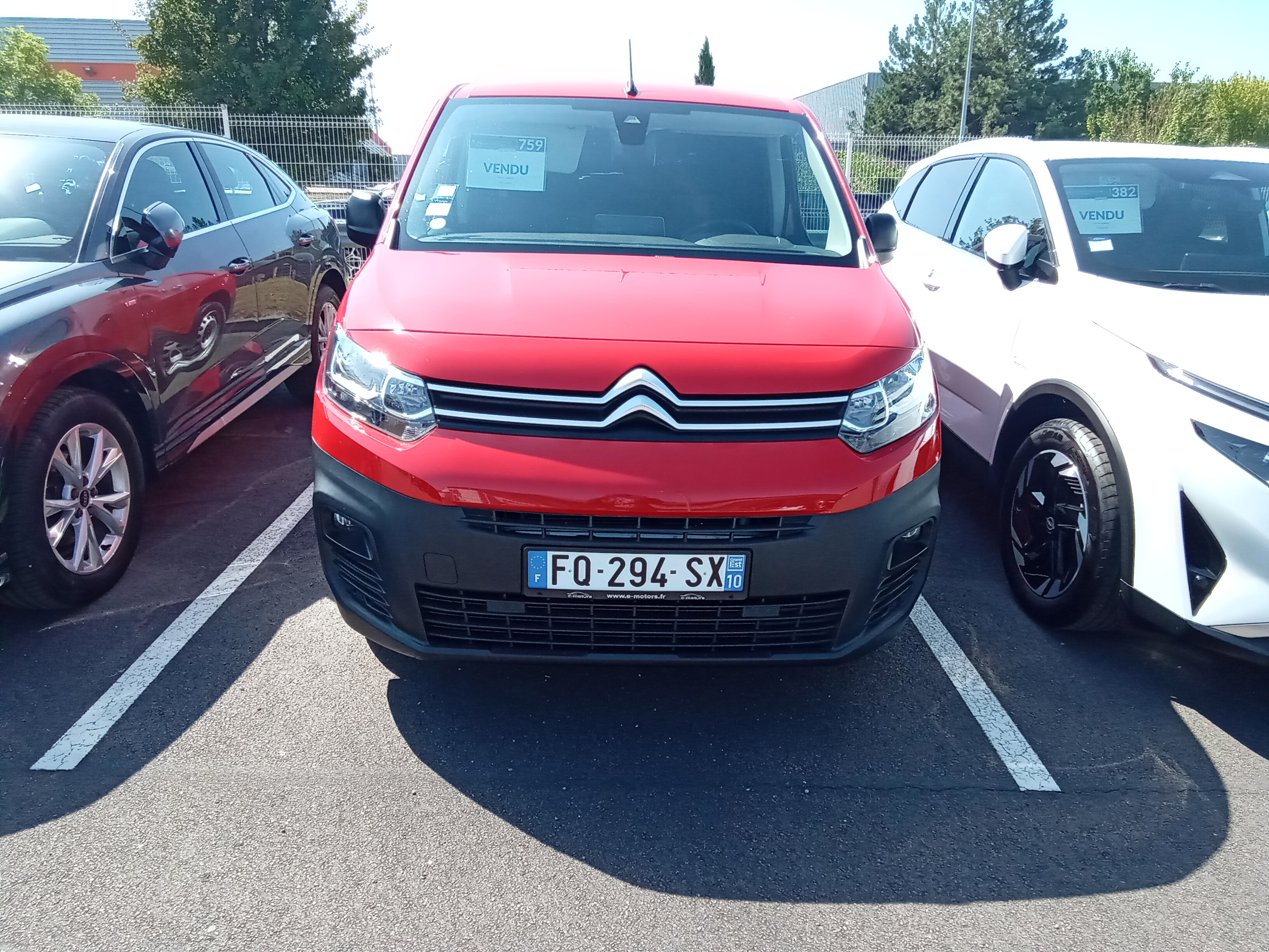 Avis-mandataire-auto-Emotors-Citroen-Berlingo-van-M-650-bluehdi-130-eat8-driver-3pl-plus-gps.