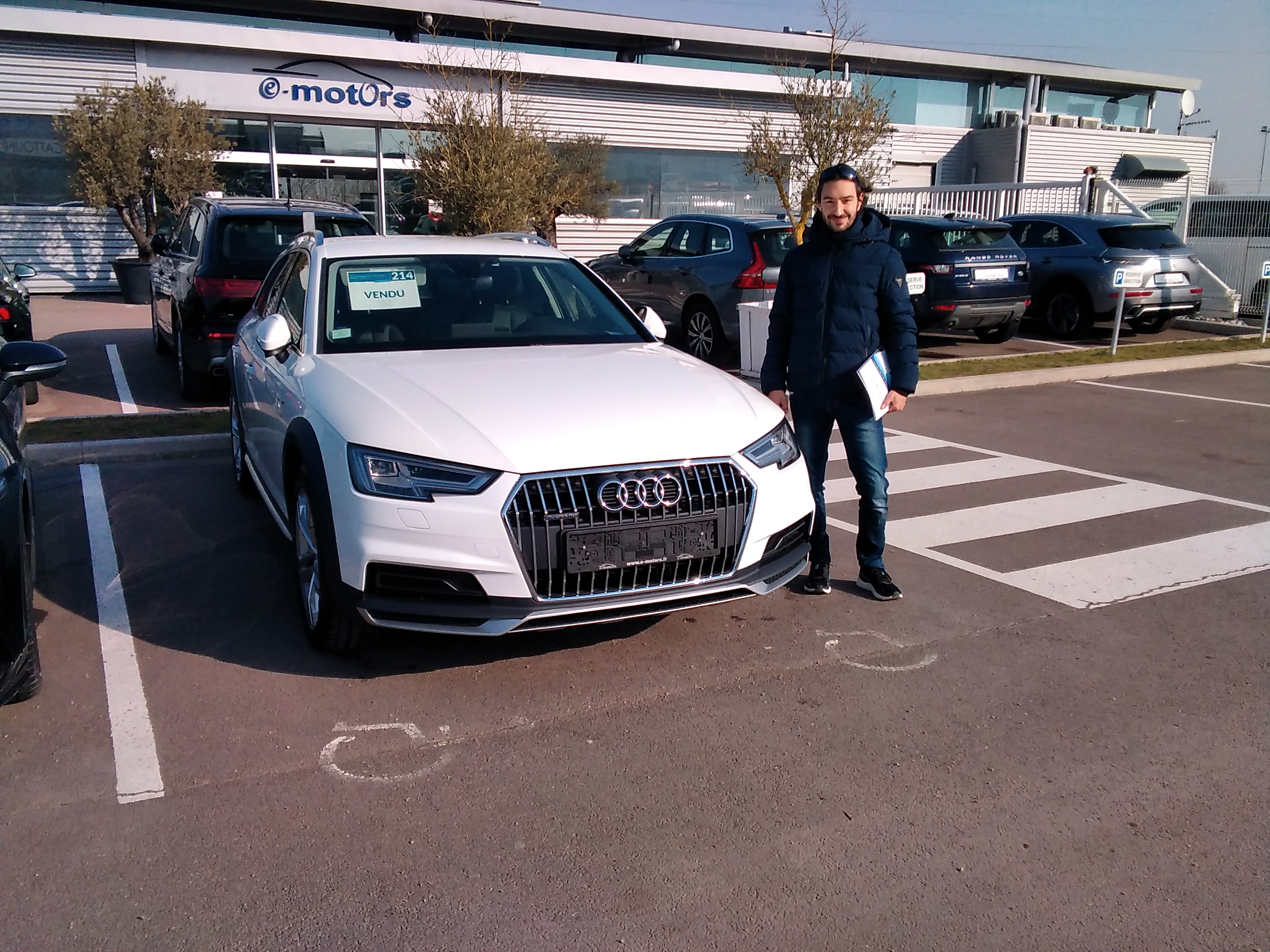 Avis-mandataire-auto-Emotors-Audi-A4-allroad-quattro-2-0-tdi-163-dpf-s-tronic-7-design.