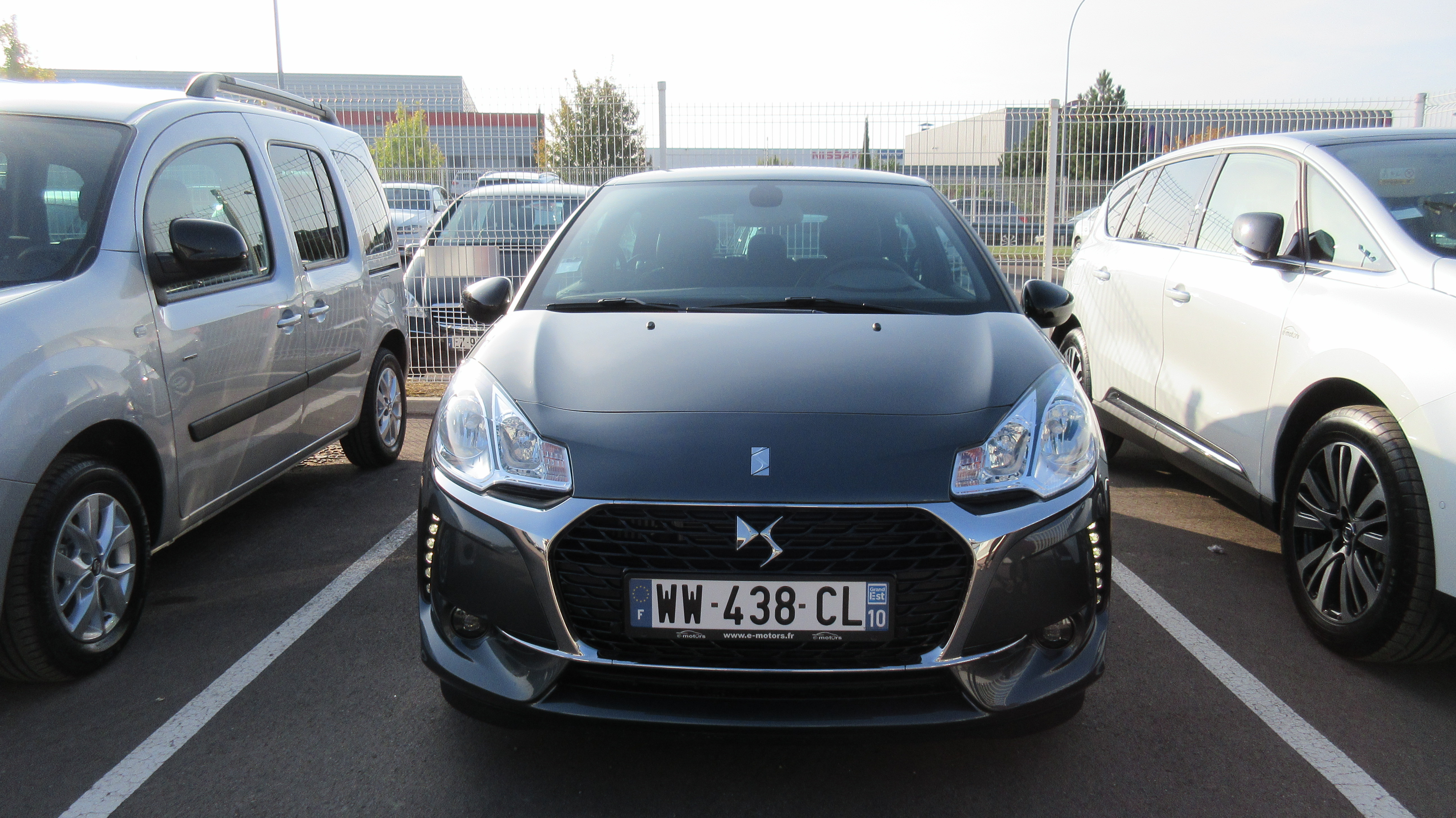Avis-mandataire-auto-Emotors-Ds-Ds3-So-chic-bluehdi-75-plus-ja16.