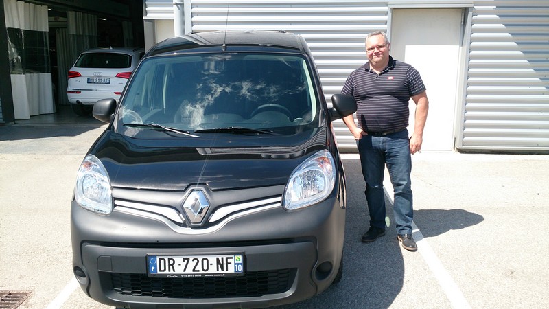 Avis-mandataire-auto-Emotors--Renault-kangoo-express-nvx-1-5-dci-90-l1-grand-confort-.