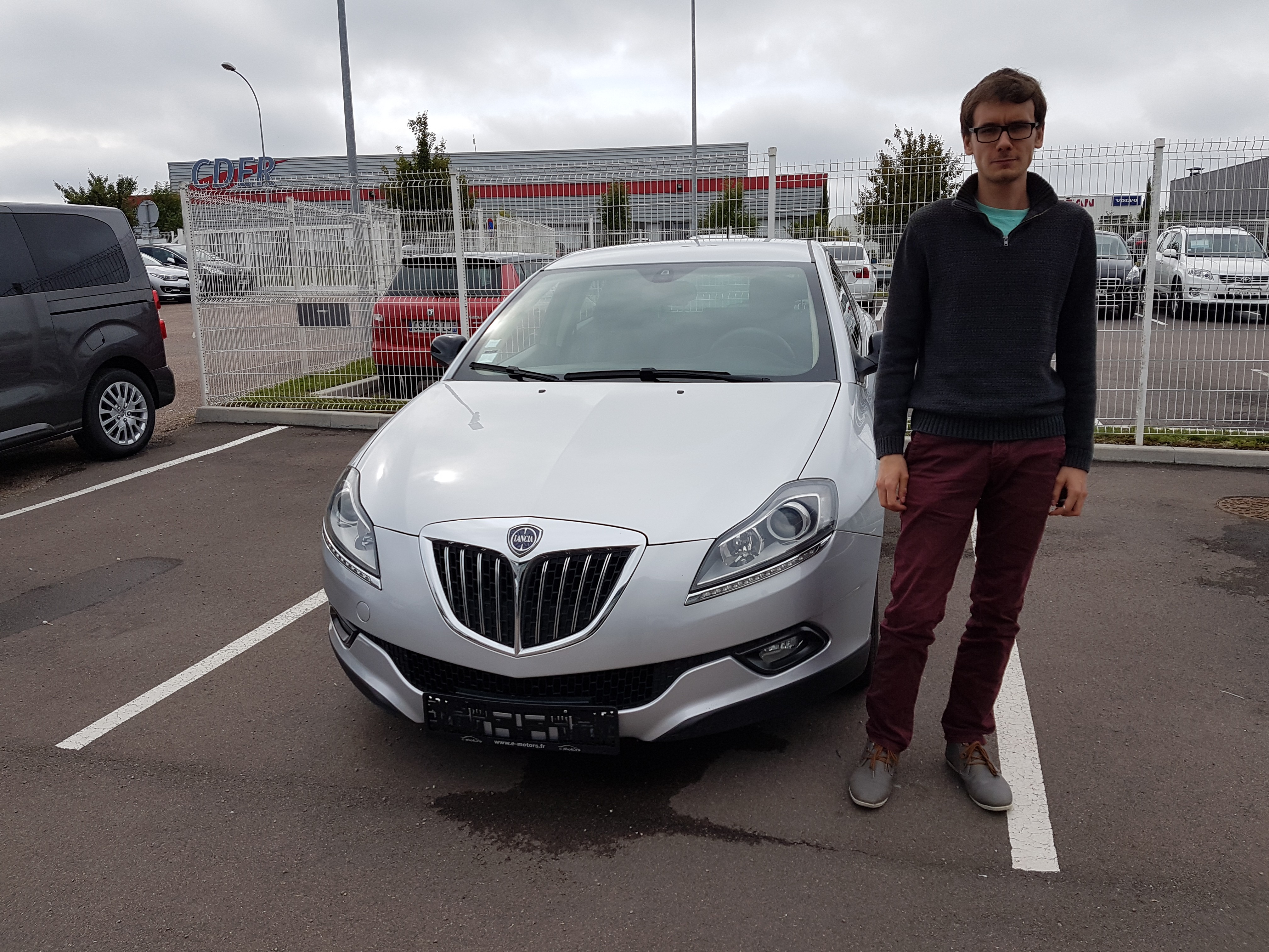 Avis-mandataire-auto-Emotors-Lancia-Delta-Oro-multijet-120-5portes.