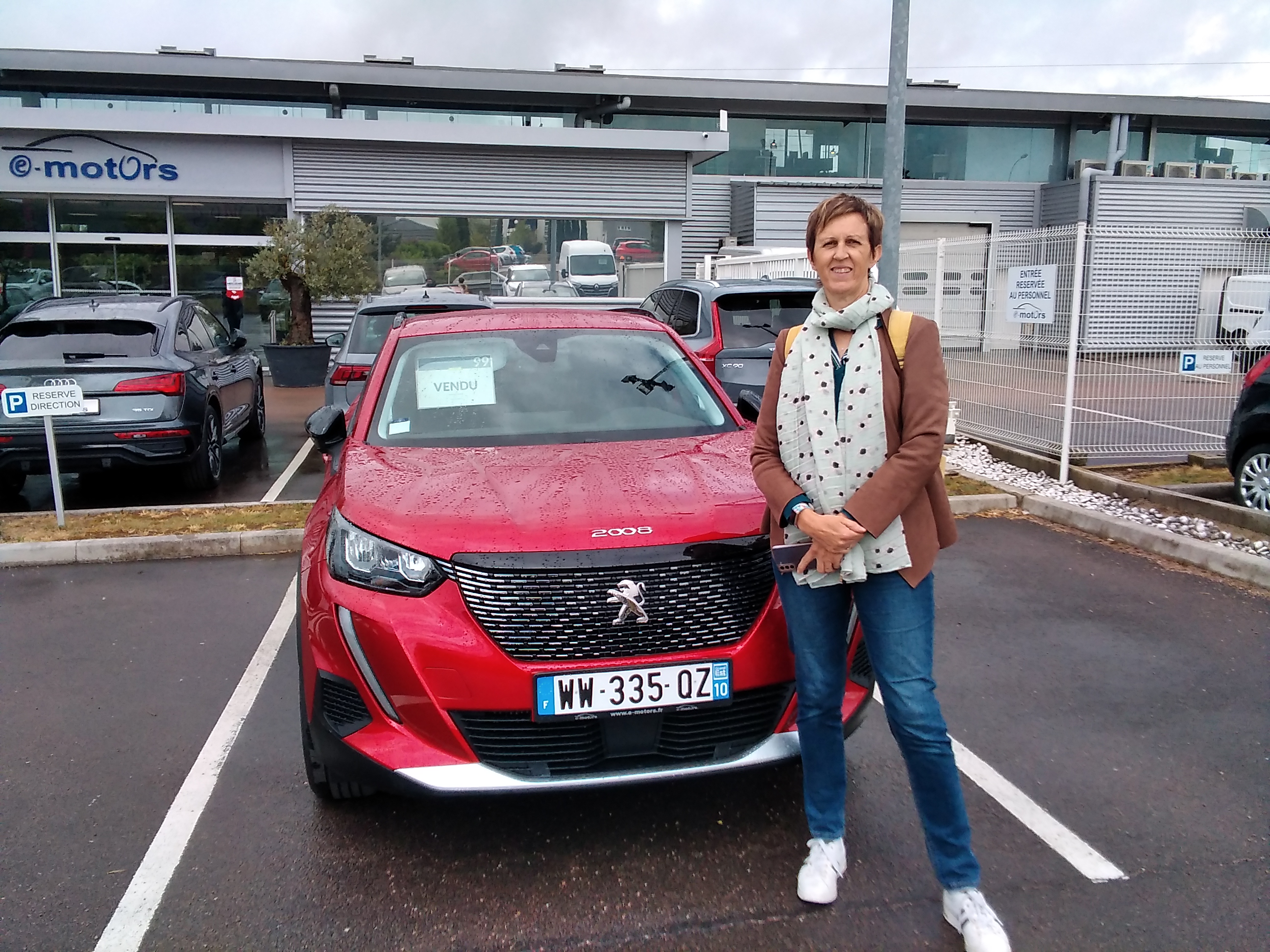 Avis-mandataire-auto-Emotors-Peugeot-2008-Allure-puretech-130-s-s-eat8.