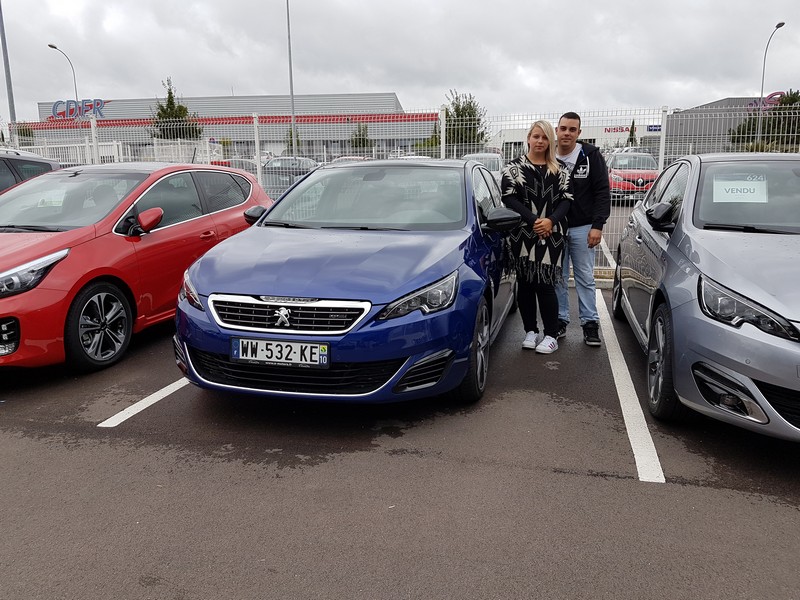 Avis-mandataire-auto-Emotors-Peugeot-308-Gt-thp-205-plus-toit-vitr.