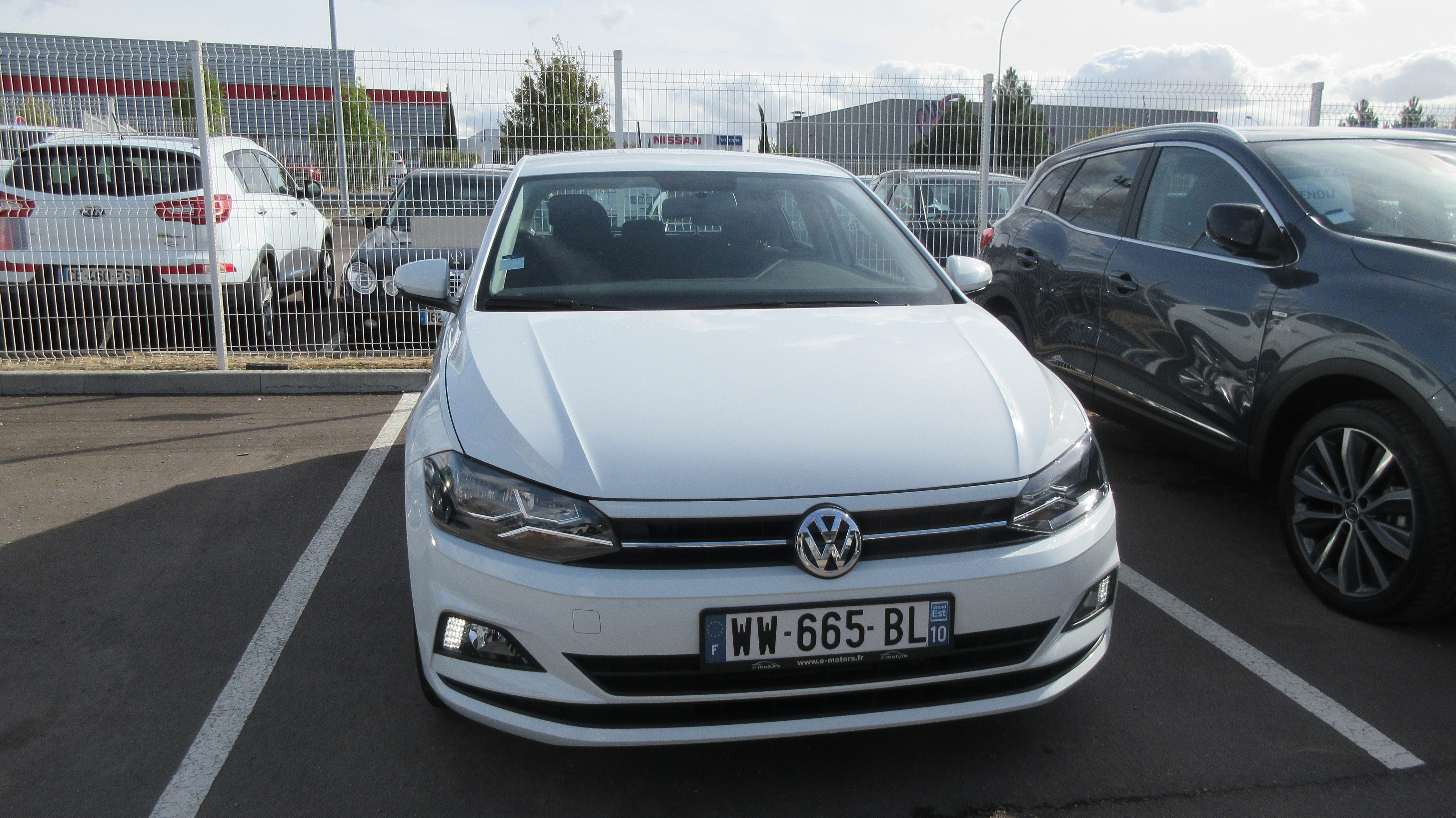 Avis-mandataire-auto-Emotors-Volkswagen-Polo-Confortline-tsi-95-5portes-plus-gps.