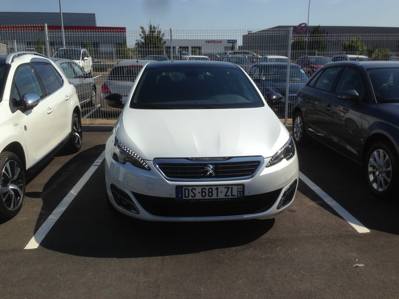 Avis-mandataire-auto-Emotors--Peugeot-308-gt-line-blue-hdi-150-.