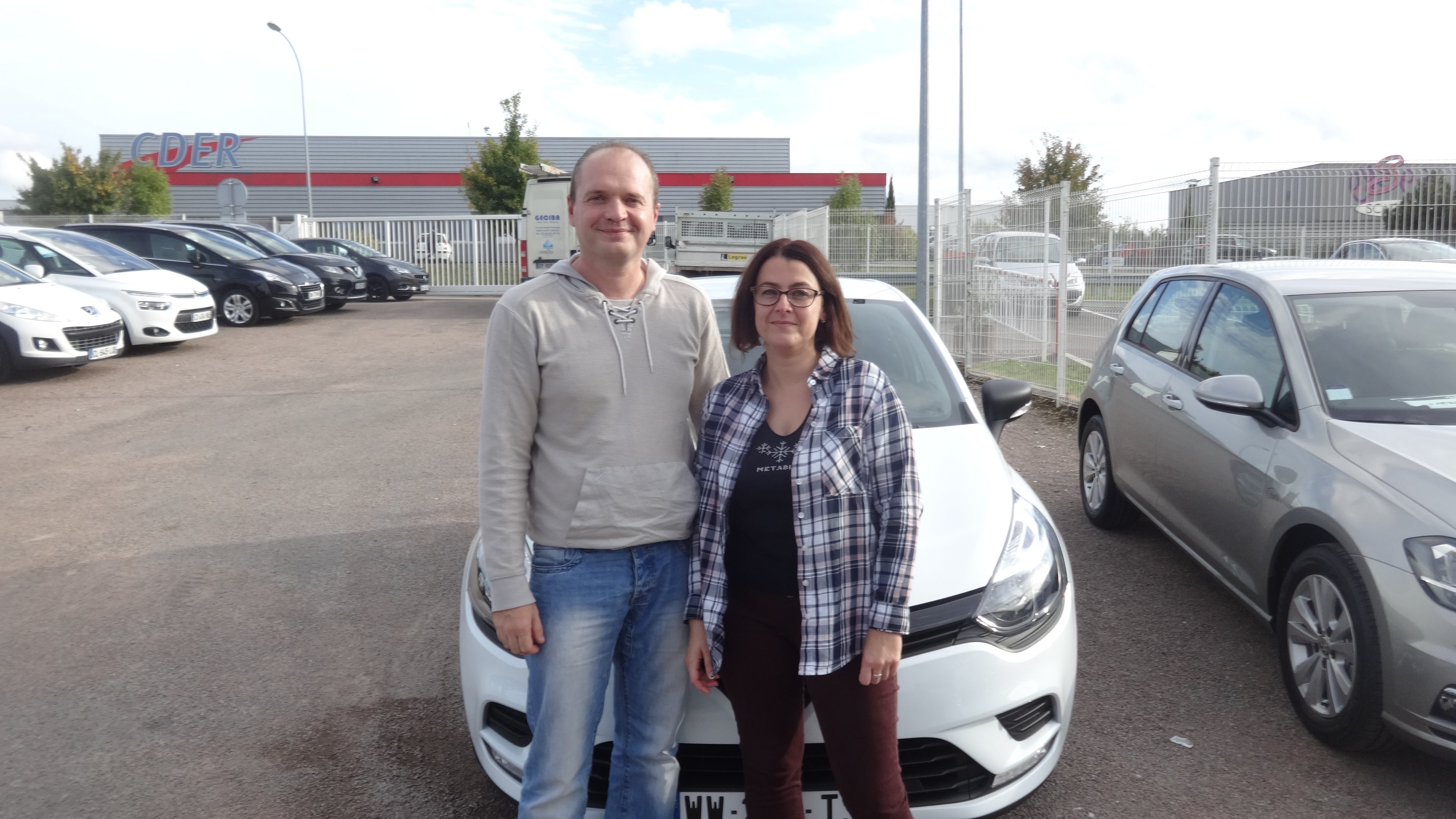 Avis-mandataire-auto-Emotors-Renault-Clio-Life-1-2-16v-75.