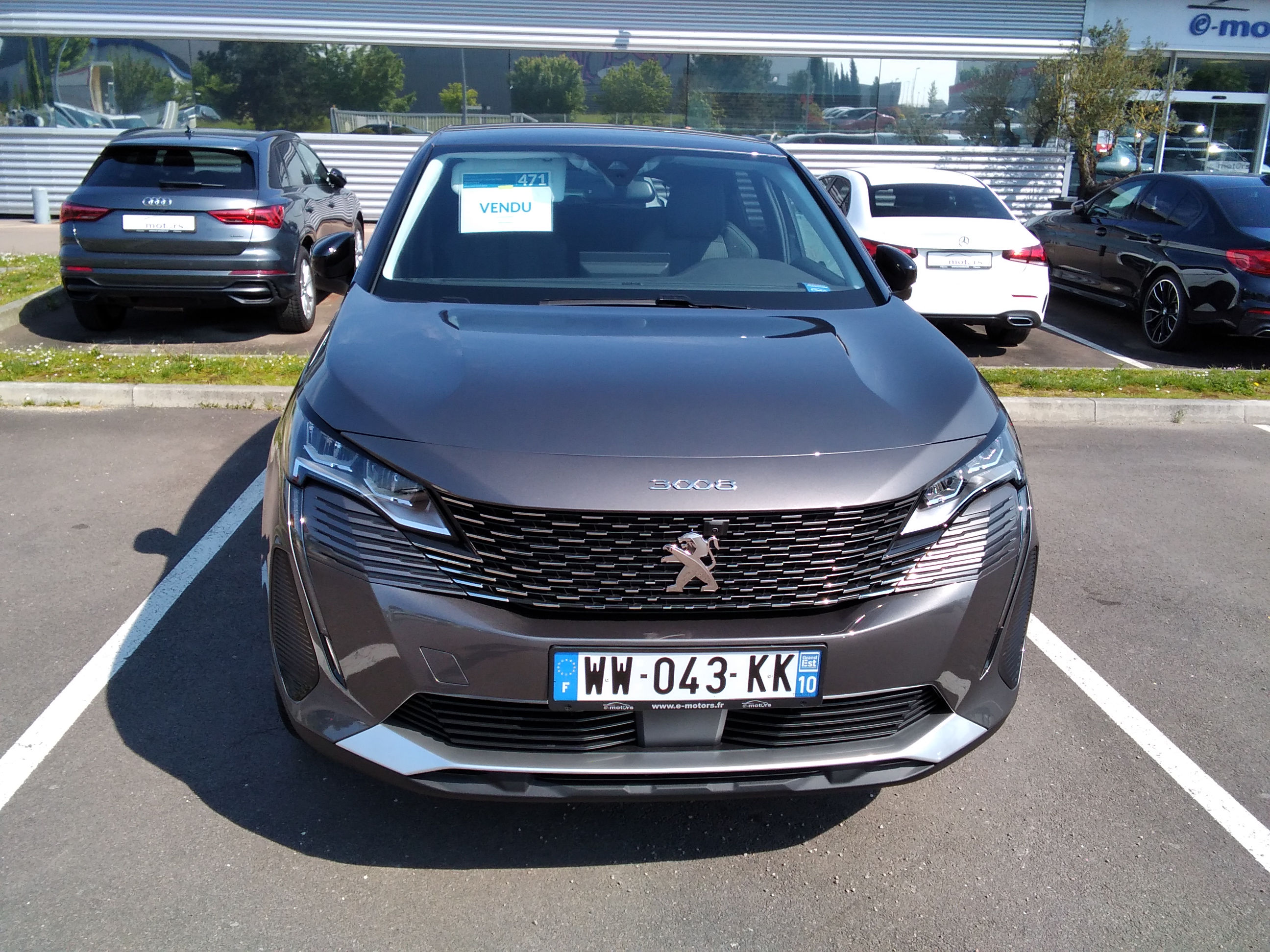 Avis-mandataire-auto-Emotors-Peugeot-3008-Puretech-130ch-s-s-eat8-allure-pack.