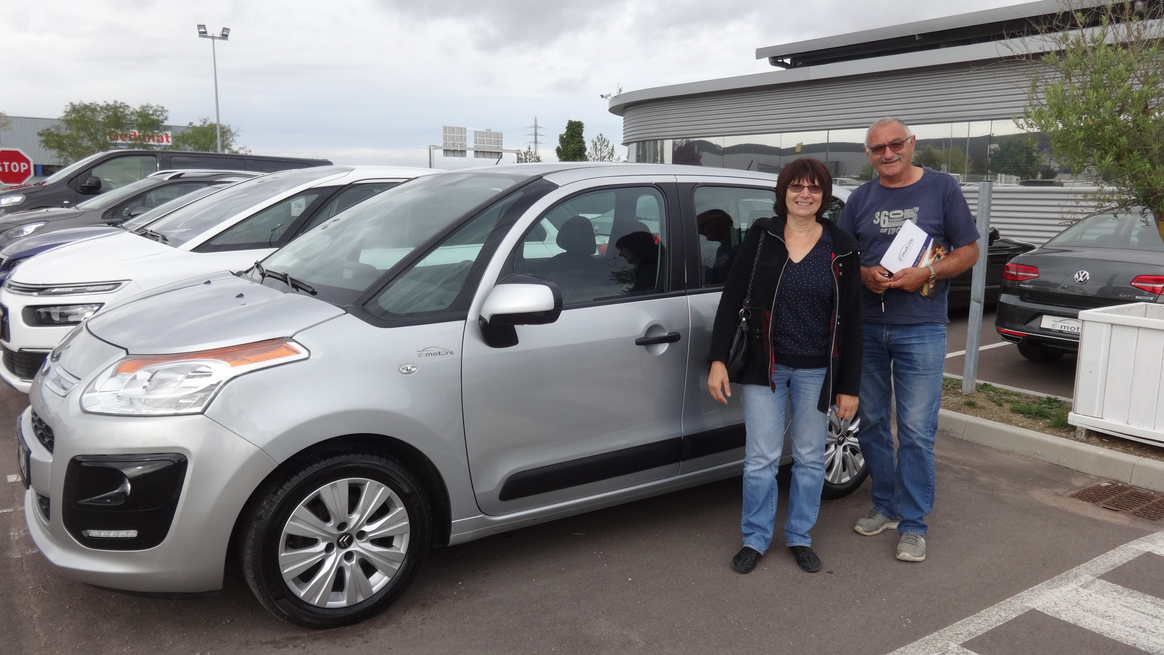 Avis-mandataire-auto-Emotors-Citroen-C3-picasso-Hdi-115-confort-5p.