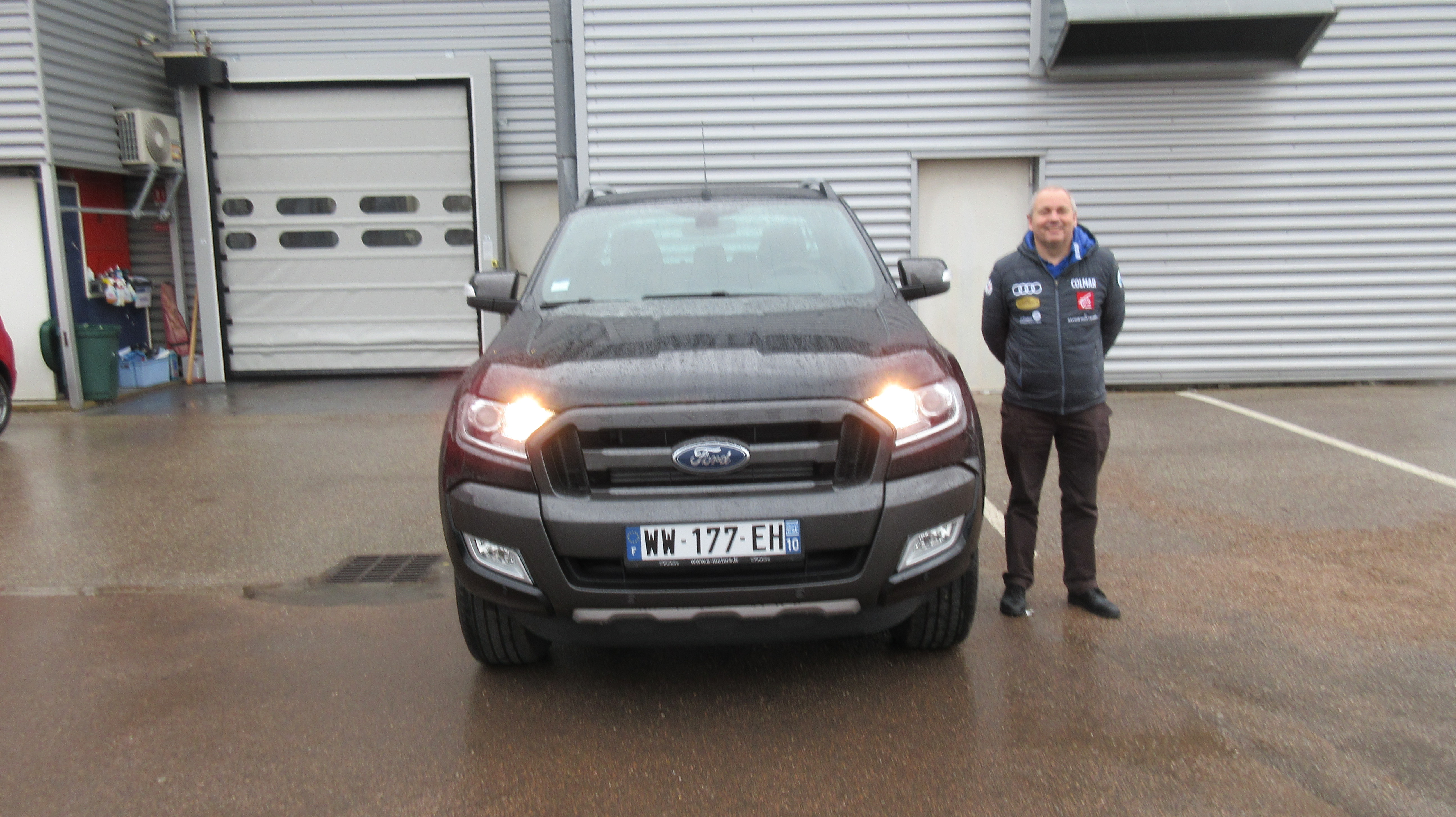 Avis-mandataire-auto-Emotors-Ford-Ranger-Double-cabine-wildtrak-tdci-200-4x4-automatique-plus-attelage-plus-rideau-plus-pack-offroad.