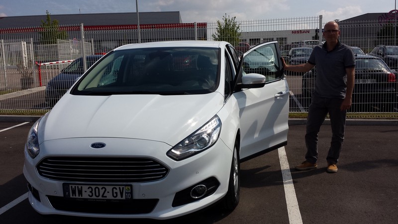 Avis-mandataire-auto-Emotors--Ford-s-max-titanium-tdci-150-s-s-powershift-automatique-.