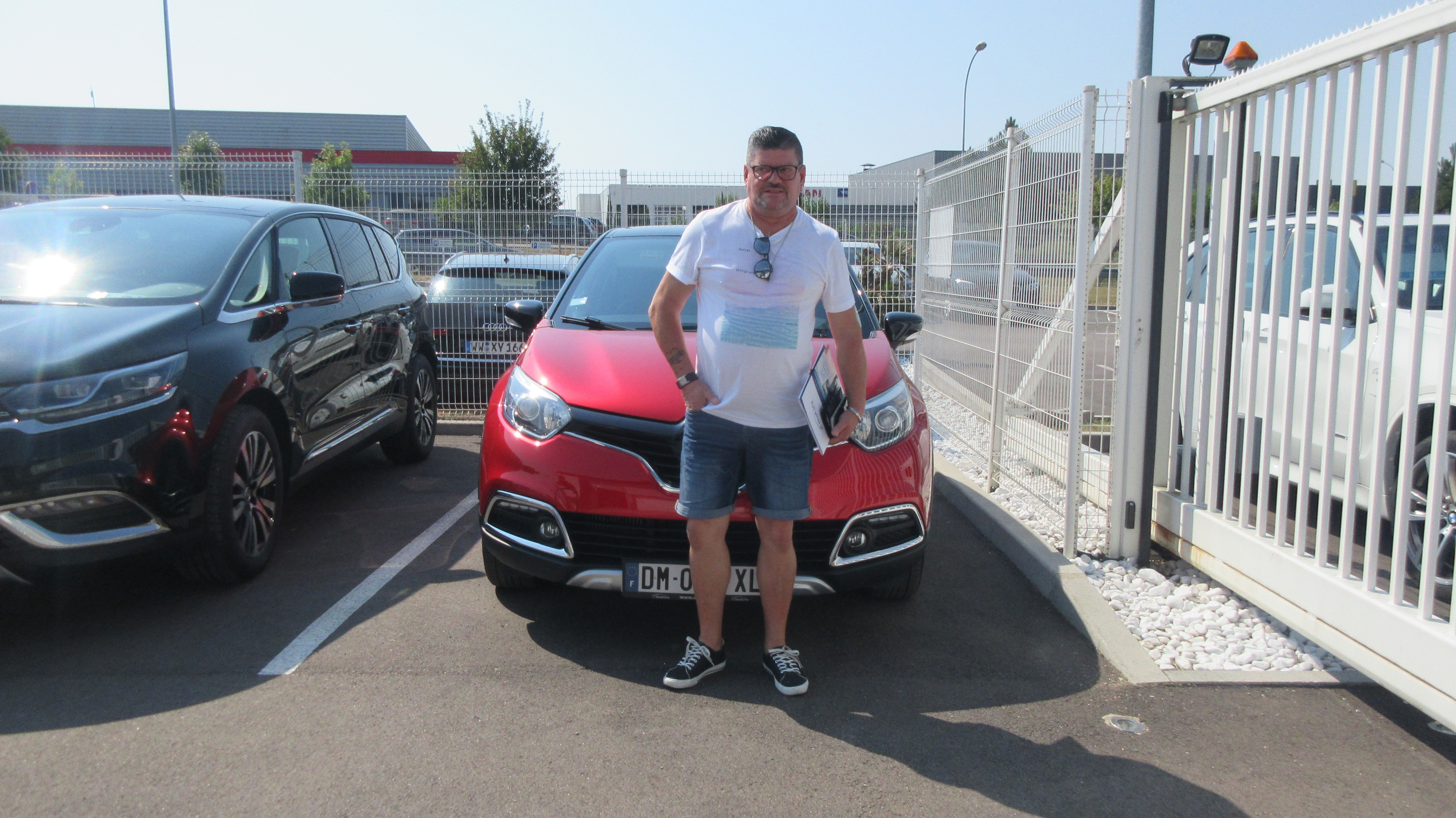 Avis-mandataire-auto-Emotors-Renault-Captur-Helly-hansen-tce-120-edc.