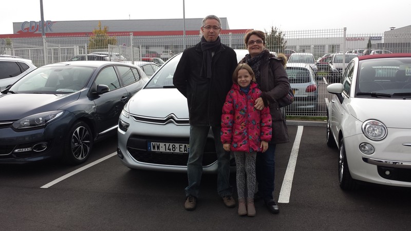 Avis-mandataire-auto-Emotors--Citroen-c4-picasso-intensive-e-hdi-115-.
