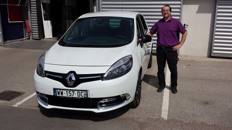 Avis-mandataire-auto-Emotors--Renault-scenic-iii-bose-dci-130-energy-.