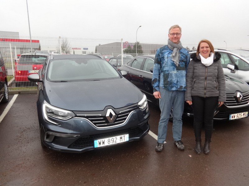 Avis-mandataire-auto-Emotors-Renault-Megane-estate-M-gane-iv-estate-intens-dci-130-energy-plus-gt-line.