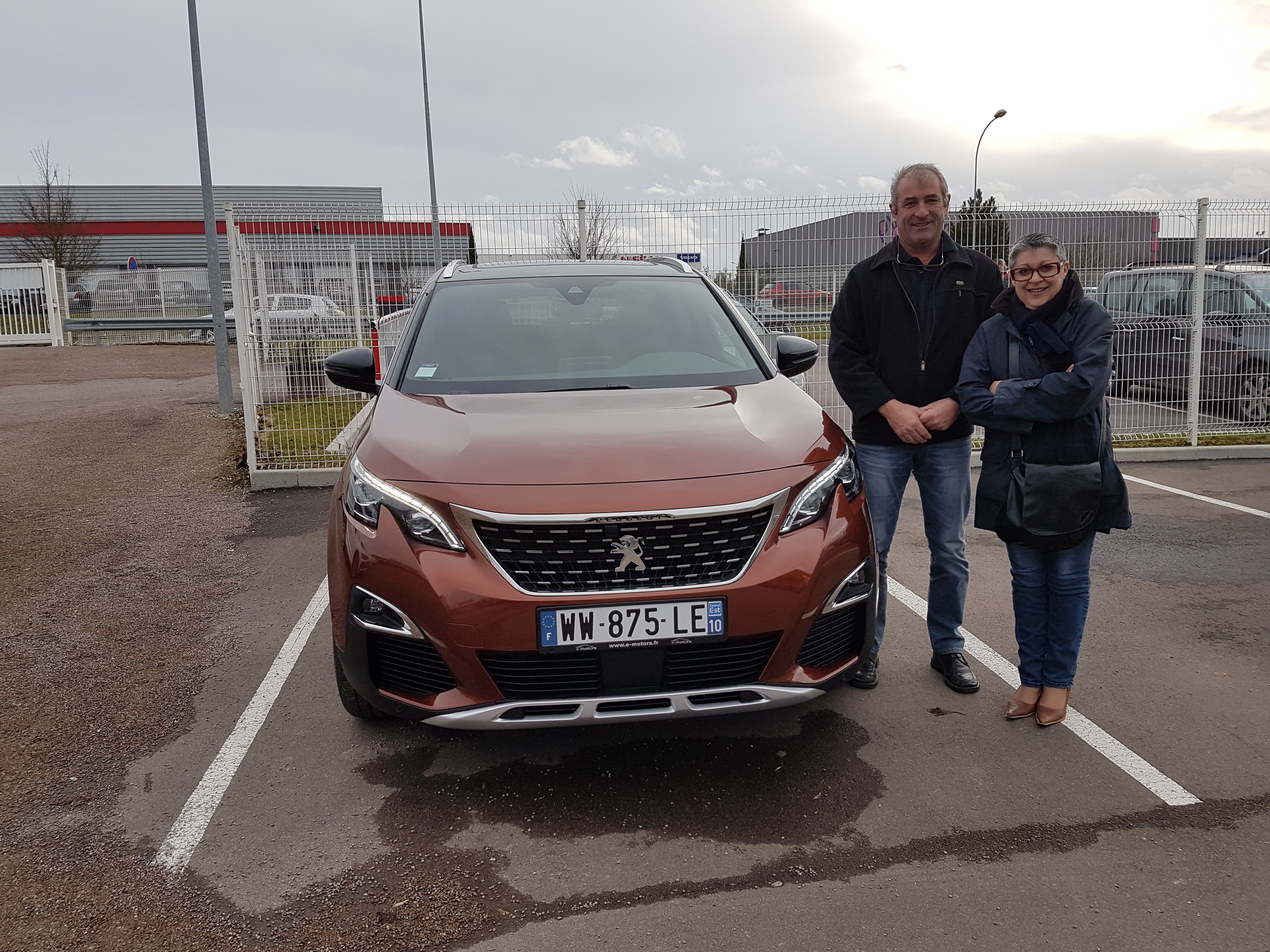 Avis-mandataire-auto-Emotors-Peugeot-3008-Gt-line-thp-165-s-s-eat6.