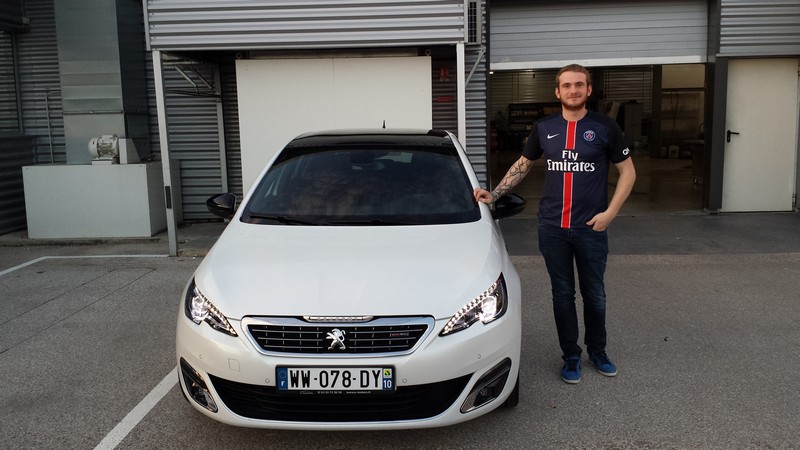 Avis-mandataire-auto-Emotors--Peugeot-308-gt-line-puretech-130-plus-toit-vitr-.