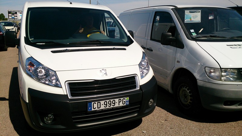 Avis-mandataire-auto-Emotors--Peugeot-expert-fourgon-tole-227-l1h1-pack-cd-clim-hdi-90-.