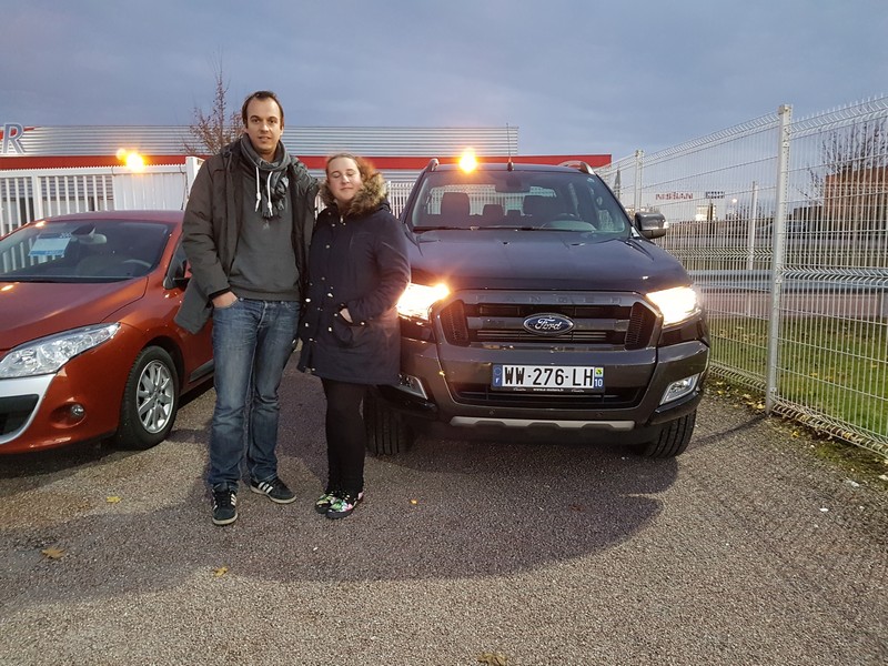 Avis-mandataire-auto-Emotors-Ford-Ranger-Double-cabine-wildtrak-tdci-200-4x4-automatique-plus-attelage-plus-rideau.