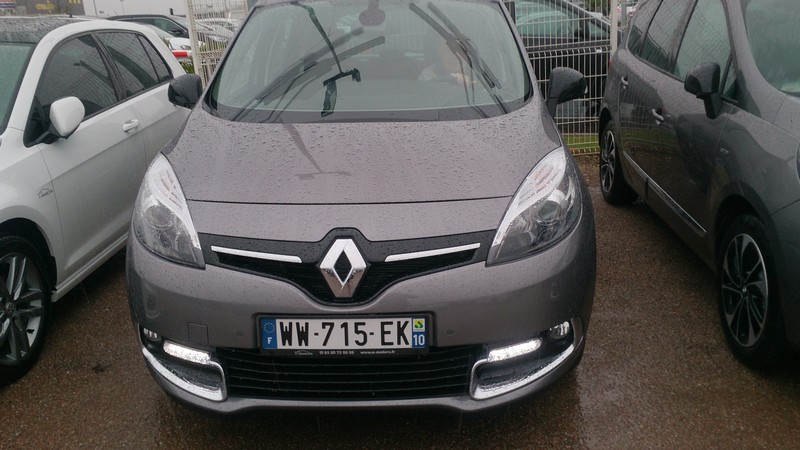 Avis-mandataire-auto-Emotors--Renault-scenic-iii-bose-tce-130-energy-.