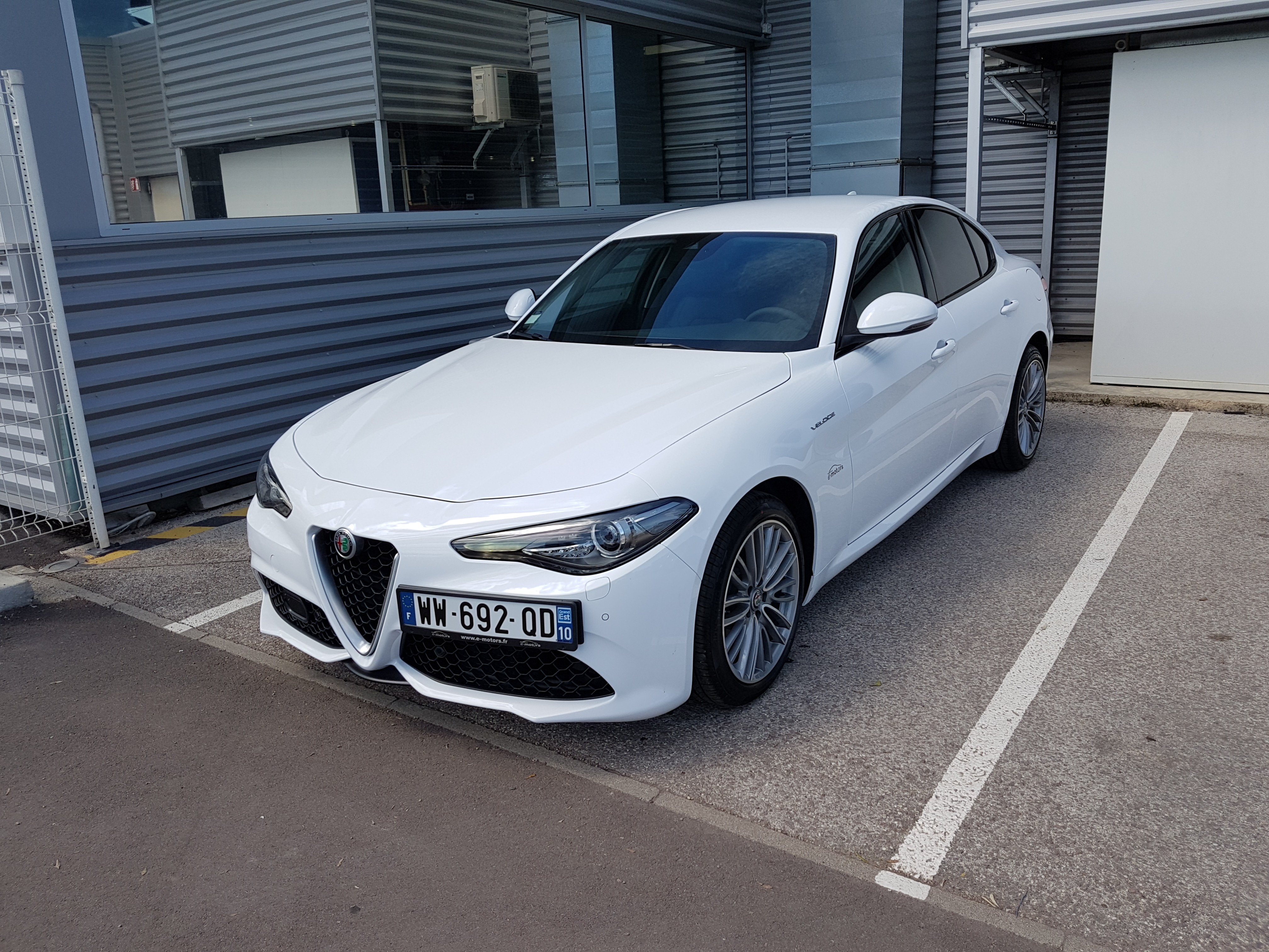 Avis-mandataire-auto-Emotors-Alfa romeo-Giulia-Veloce-210-at8-q4.