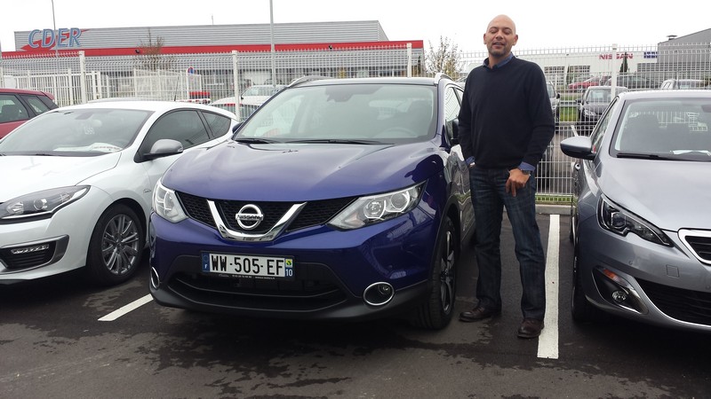 Avis-mandataire-auto-Emotors--Nissan-qashqai-connect-edition-dig-t-115-4x2-plus-toit-vitr-.