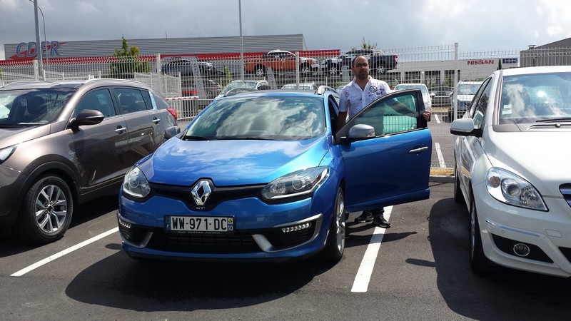 Avis-mandataire-auto-Emotors--Renault-megane-iii-estate-gt-tce-220-energy-.
