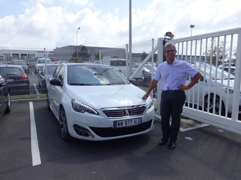 Avis-mandataire-auto-Emotors-Peugeot-308-Gt-line-puretech-130-eat.