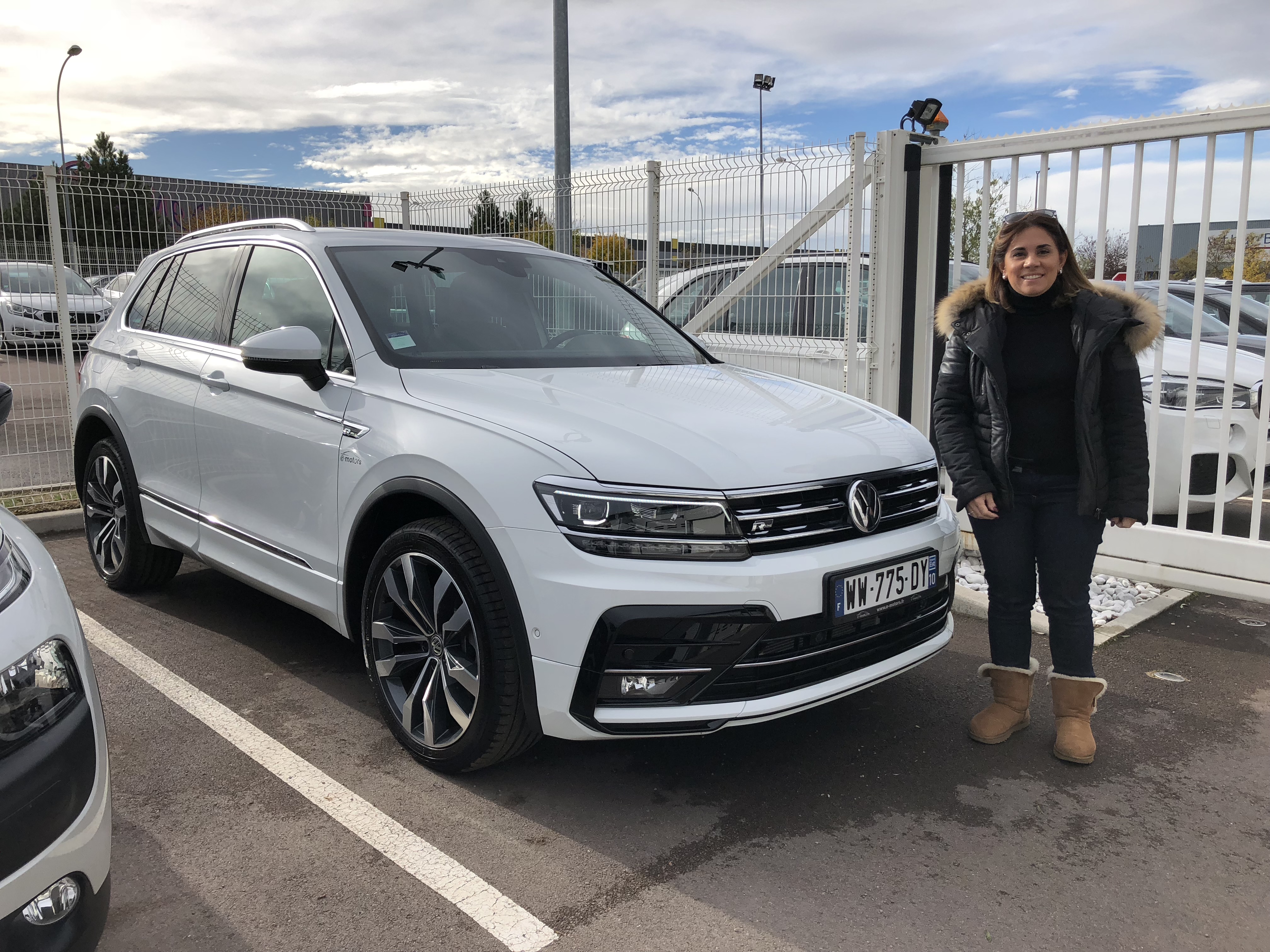 Avis-mandataire-auto-Emotors-Volkswagen-Tiguan-Carat-r-line-bi-tdi-240-dsg7-4motion-plus-jantes-20.