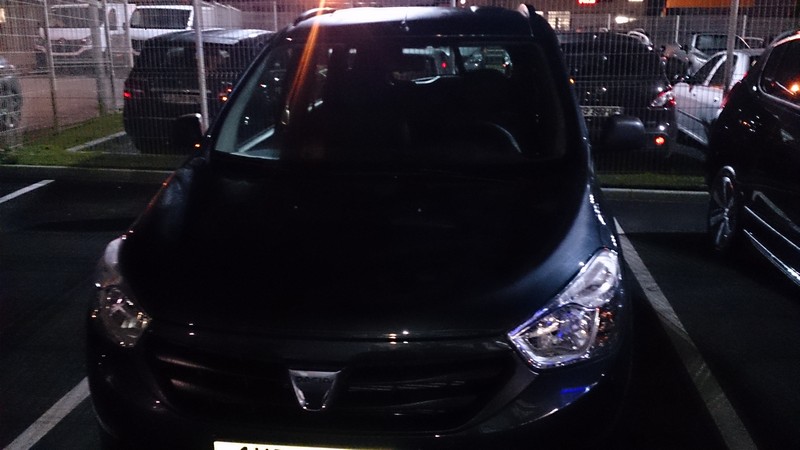 Avis-mandataire-auto-Emotors--Dacia-lodgy-silver-line-dci-90-7-places-neuf-.