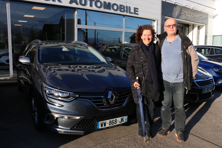 Avis-mandataire-auto-Emotors-Renault-Megane-estate-M-gane-iv-estate-gt-line-tce-160-edc.