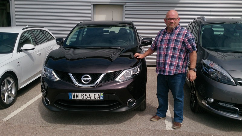 Avis-mandataire-auto-Emotors--Nissan-qashqai-connect-dci-130-4x4-acenta-.