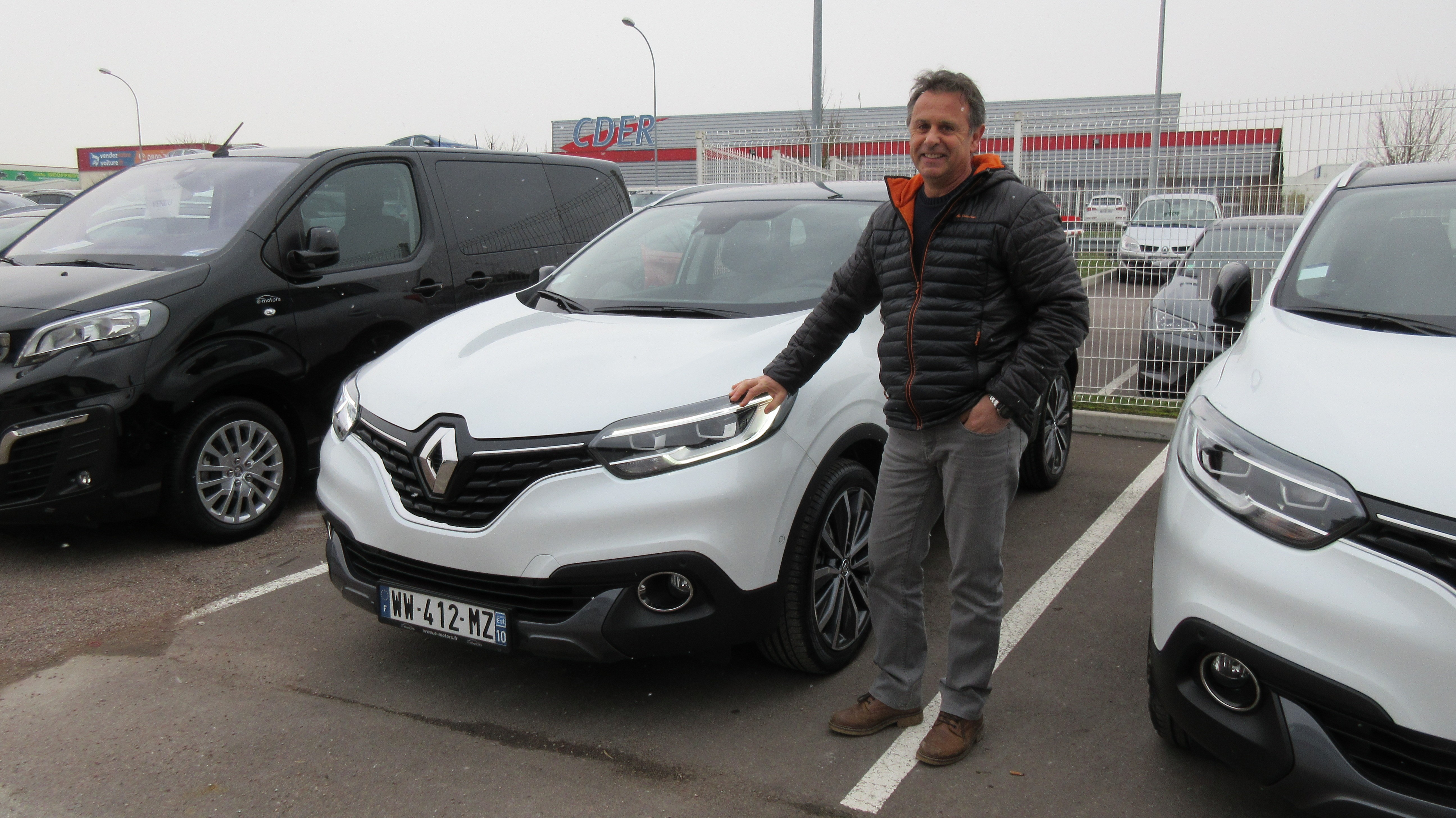Avis-mandataire-auto-Emotors-Renault-Kadjar-Intens-tce-165-energy-plus-toit-vitr-s-bose.