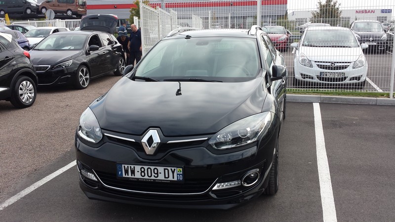 Avis-mandataire-auto-Emotors--Renault-megane-iii-estate-bose-tce-130-edc-plus-toit-vitr-.