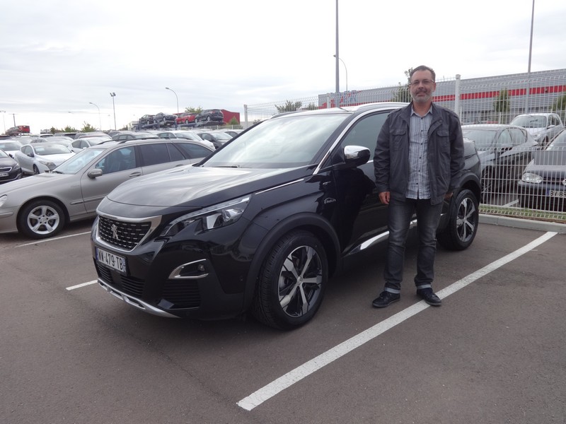 Avis-mandataire-auto-Emotors-Peugeot-3008-Gt-bluehdi-180-s-s-eat6-plus-toit-vitr.