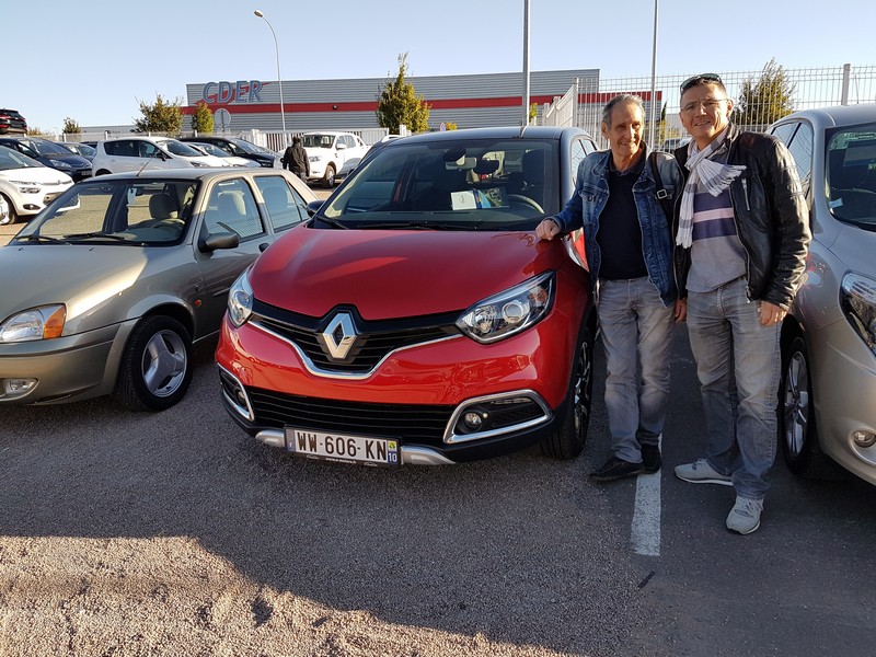Avis-mandataire-auto-Emotors-Renault-Captur-Intens-tce-120-energy-edc-plus-extended-grip.